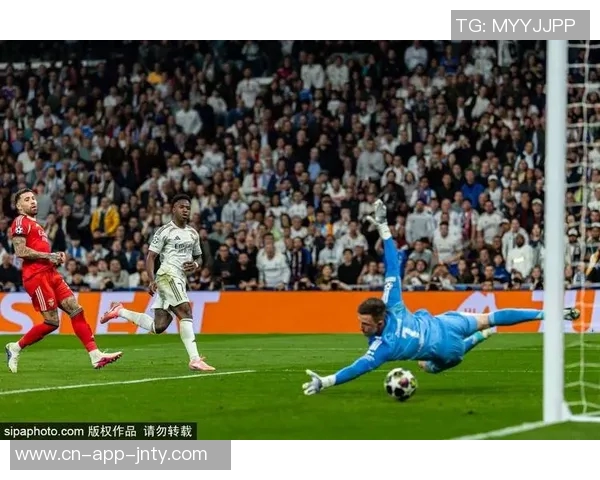 阿森西奥因与卡马文加相撞受伤皇马后防危机加剧缺战赫塔费